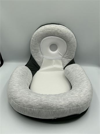 New Born Babymoov Feeding Pillow